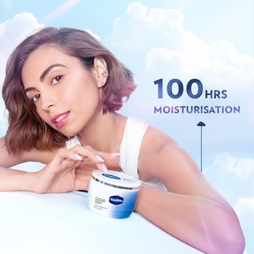 VASELINE Cloud Soft, Light Moisturiser