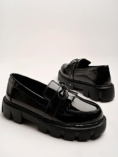 Shoetopia Women Pull On Loafers - Image 4