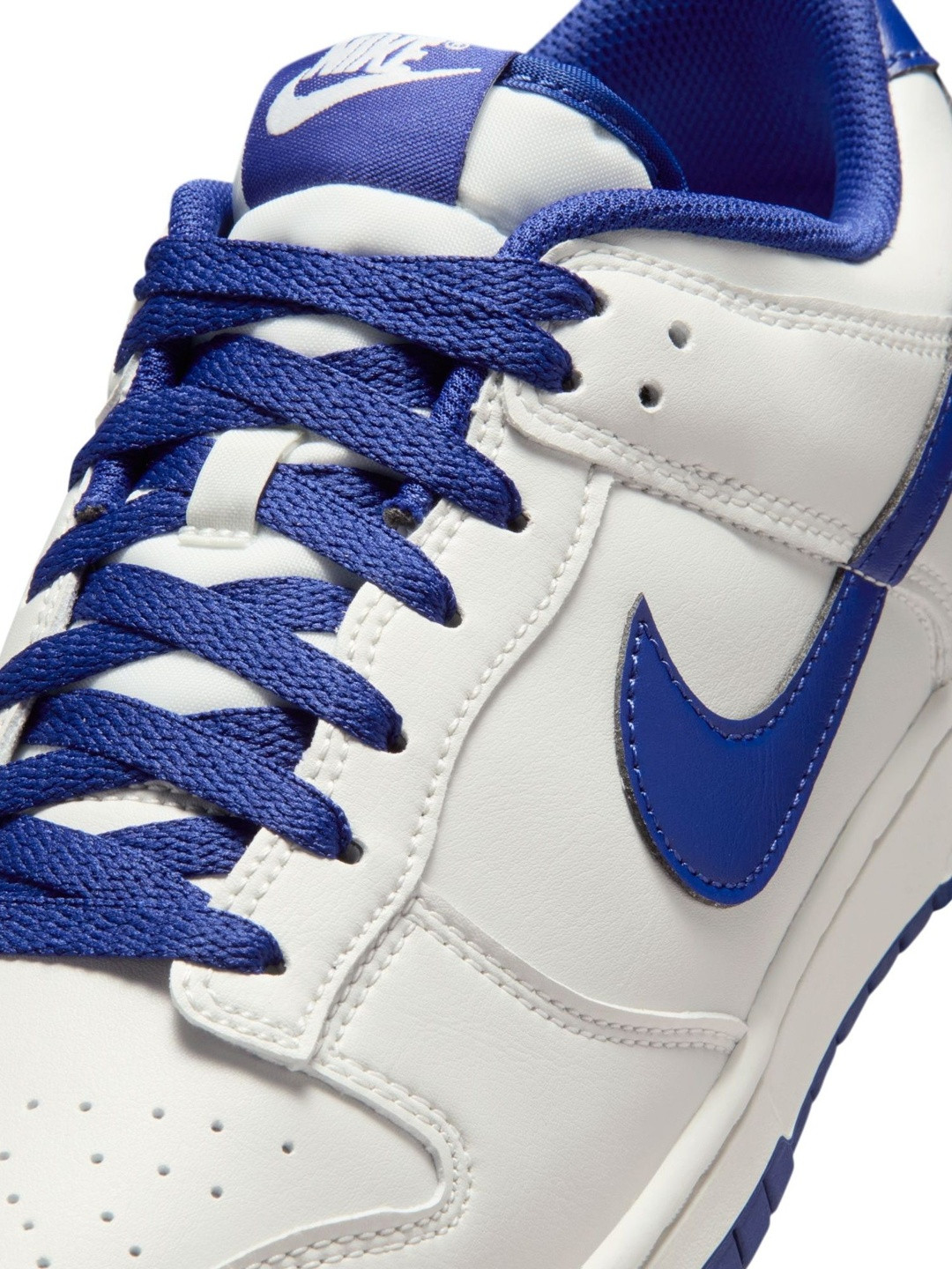 Nike Dunk Low Retro Men's Shoes - Image 7