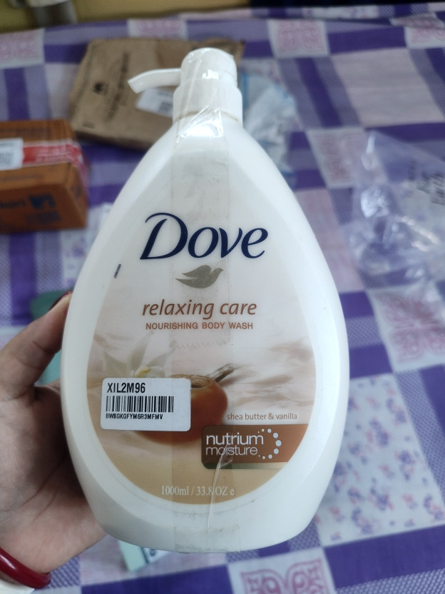 DOVE Relaxing Shea Butter Body