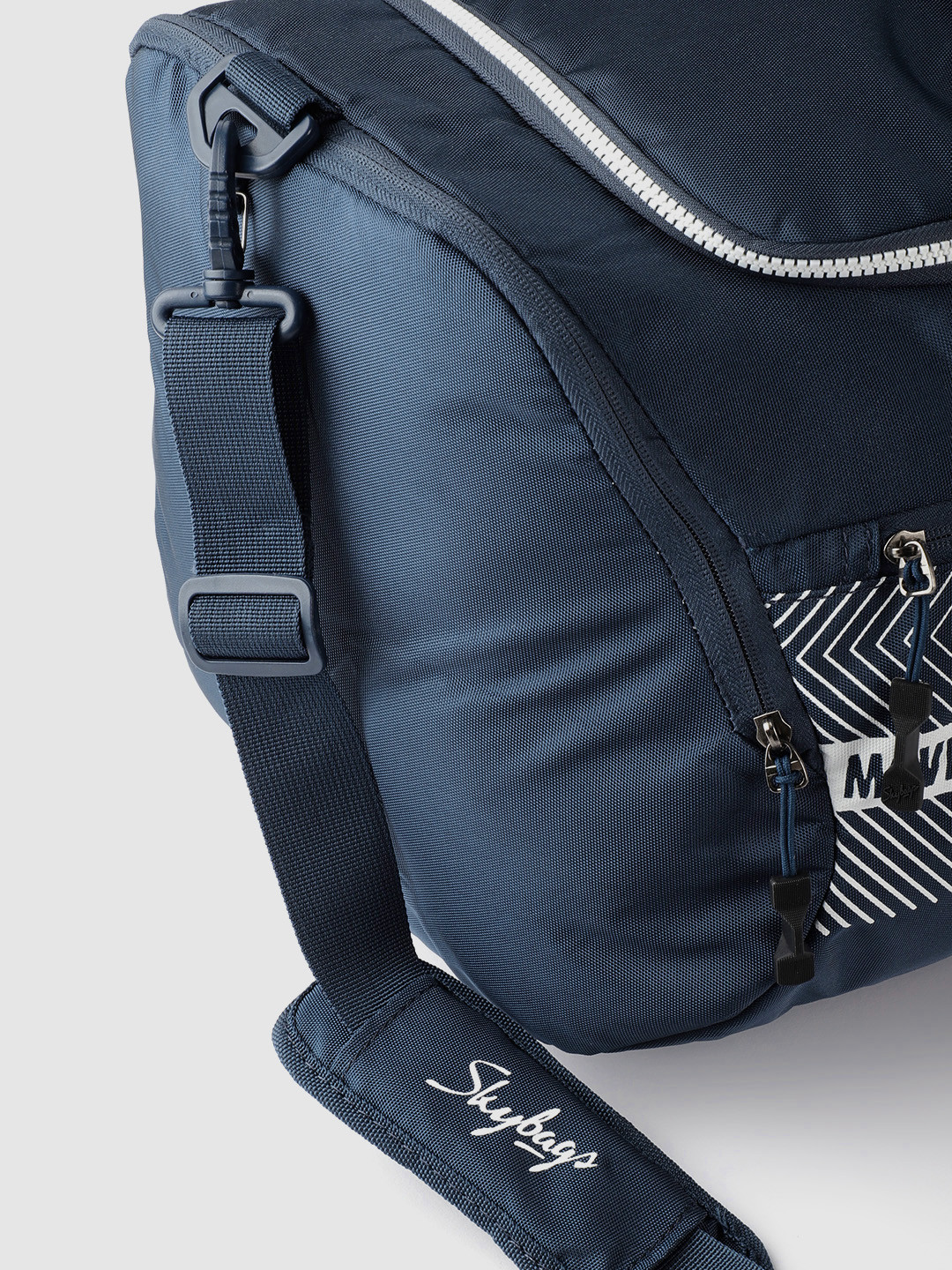 Skybags Unisex Medium Casual Duffel Bag - Image 7