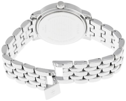 Titan Quartz Analog with Day