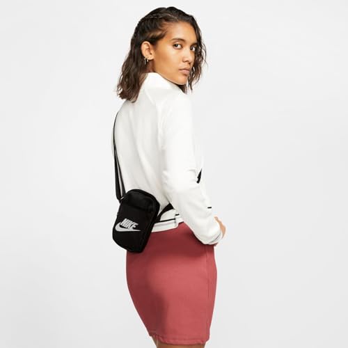 Nike Adult Unisex Crossbody Bag (Small, 1L) - Image 6