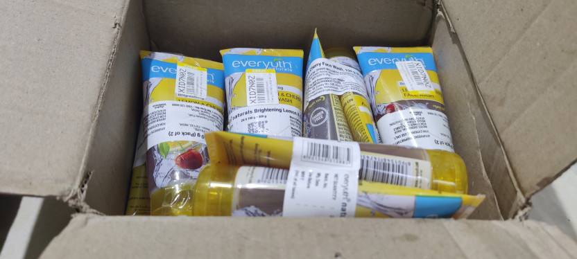 Everyuth Naturals Brightening Lemon &