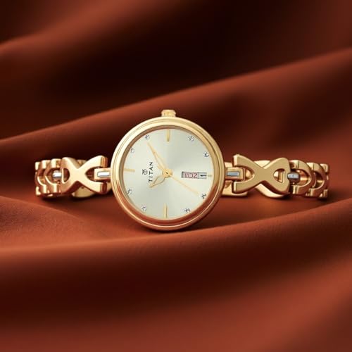 Titan Karishma Analog Champagne Dial
