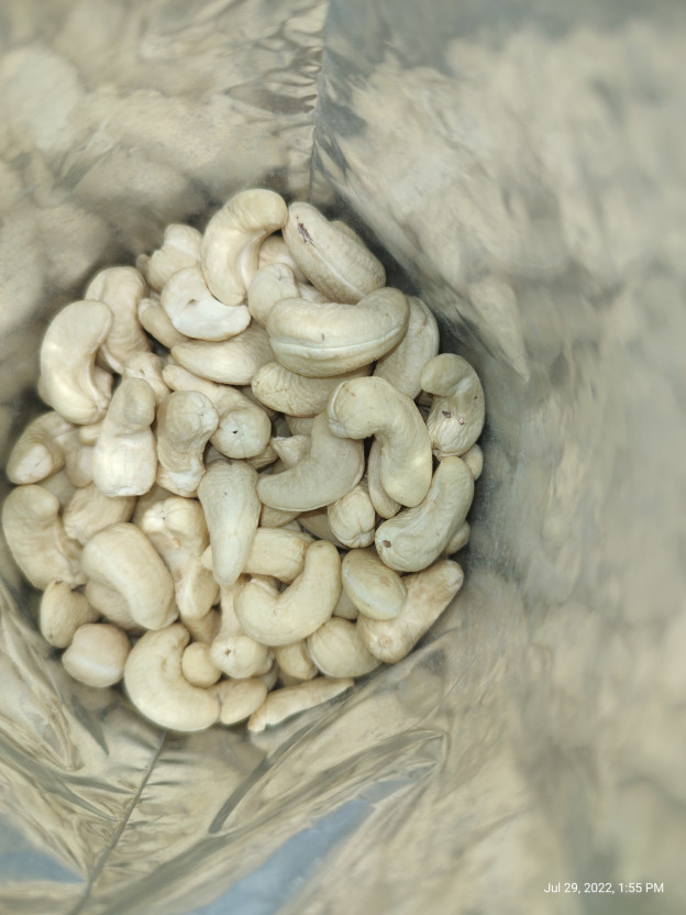 OPEN SECRET Premium Whole Kaju
