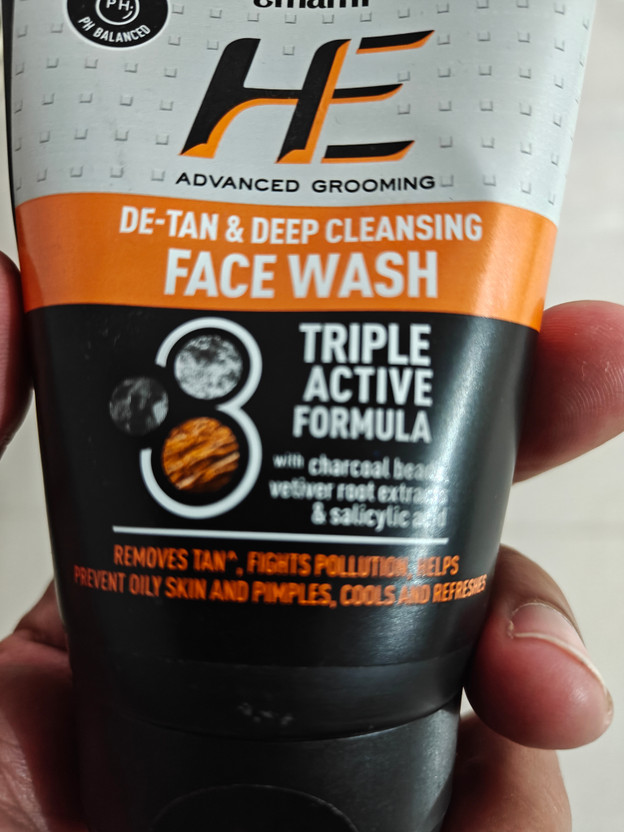HE De-Tan & Refreshing Cleanser