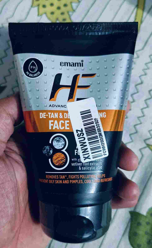 HE De-Tan & Refreshing Cleanser