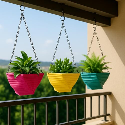Go Hooked Gardening Hanging Pots