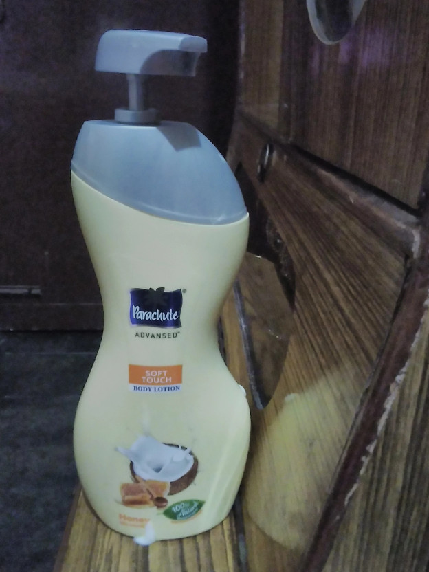 Parachute Advansed Advansed Soft Touch Body Lotion (800 ml) - Image 9