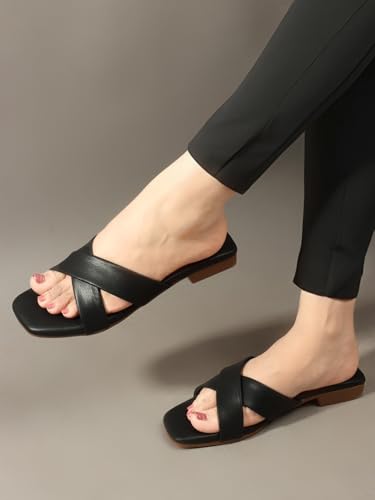 Women Fashion Flat Sandal - Image 2