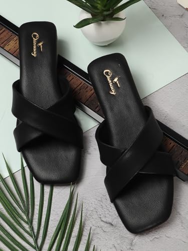 Women Fashion Flat Sandal - Image 3