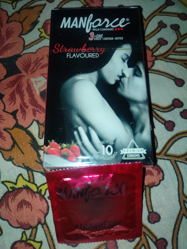 MANFORCE Strawberry Flavour Condom (Set of 3, 30 Sheets) - Image 10
