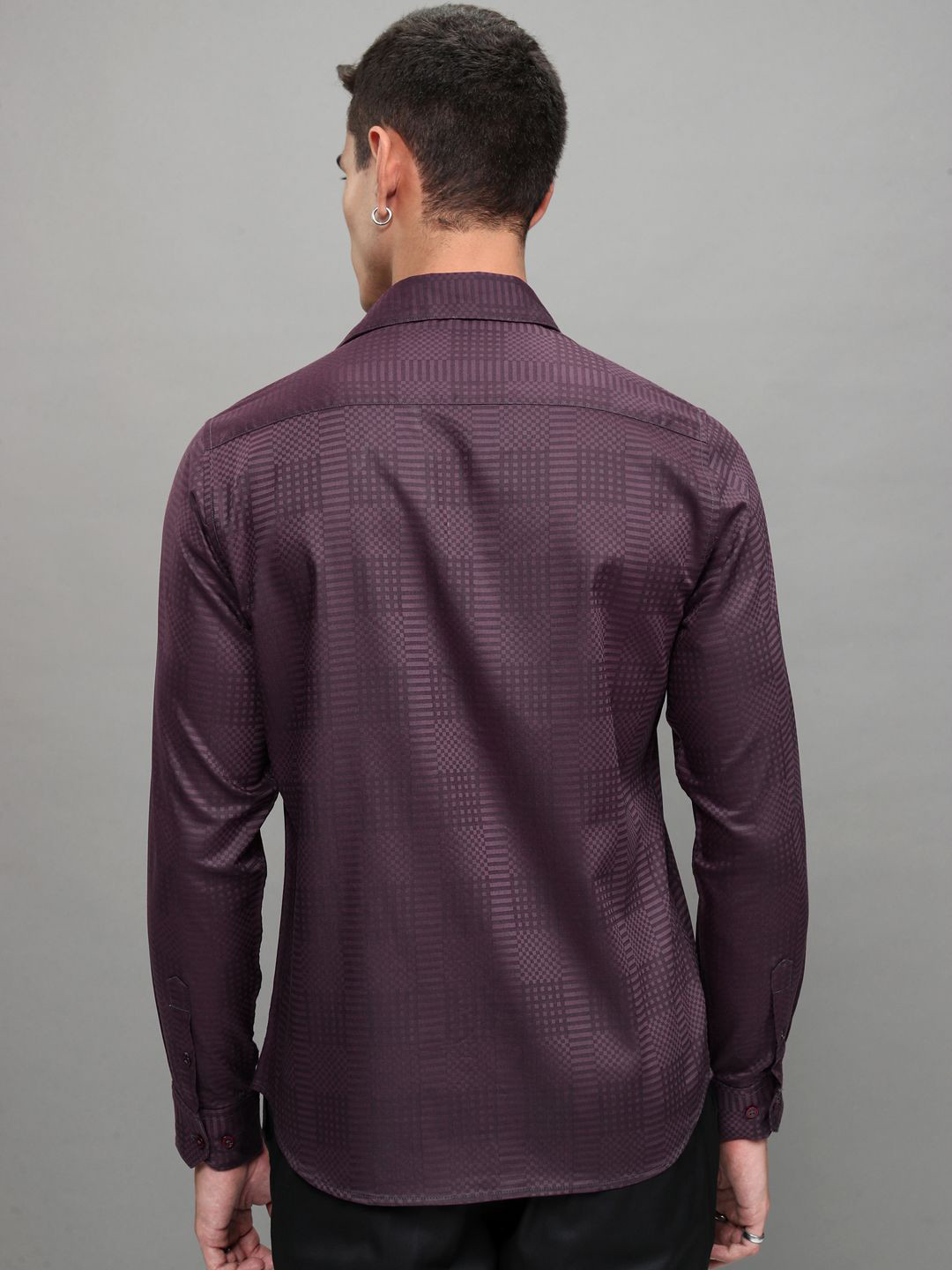 HIGHLANDER Men Dobby Checked Occasion Slim Fit Shirt - Image 5