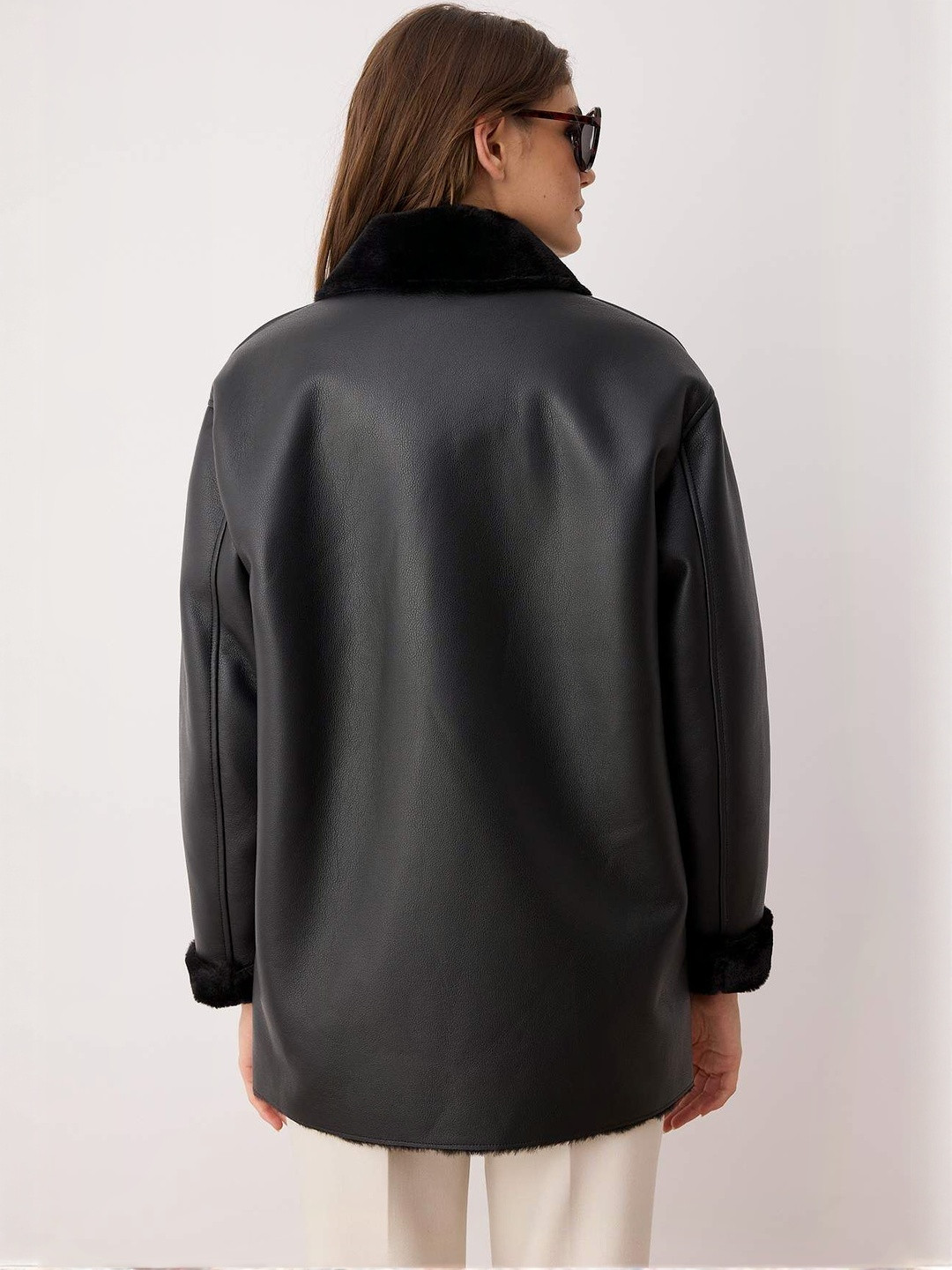 Trendyol Women Single Breasted Spread Collar Overcoat - Image 4