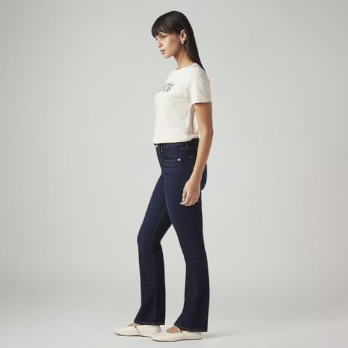 Levi's Women's 725 Flared Fit High Rise Jeans - Image 3