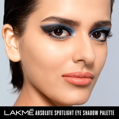 Lakmé Glitterati Chroma Chic Eye