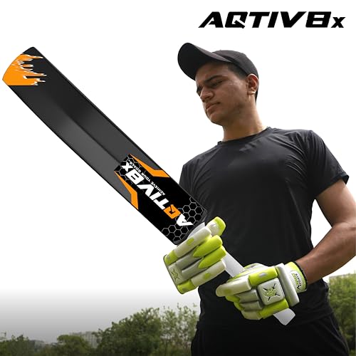 Cricket Set with Golden Plastic