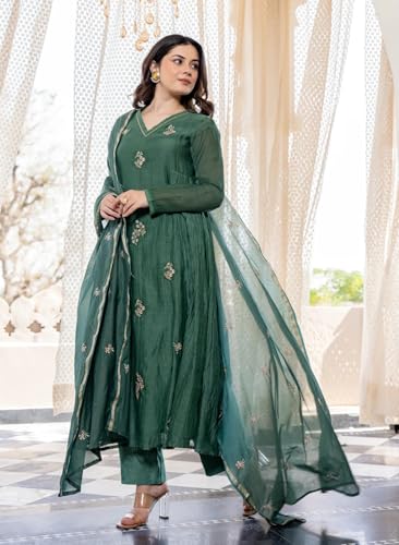 KLOSIA Women Embroidery Solid Anarkali Kurta and Pant Set with Dupatta - Image 5