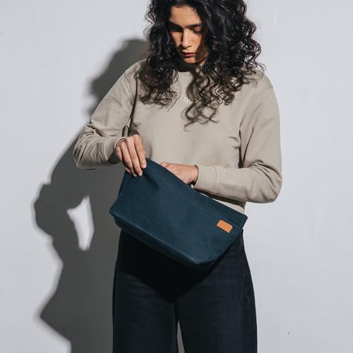 DailyObjects Pivot Carry All Pouch