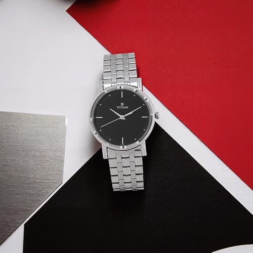 Titan Karishma Analog Black Dial