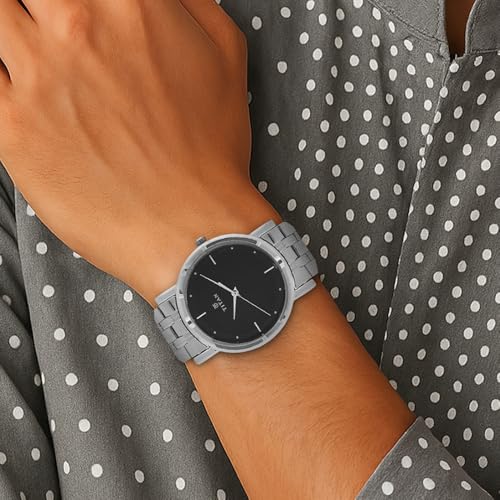 Titan Karishma Analog Black Dial