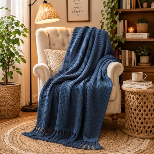 Amazon Basics Waffle Throw Blanket
