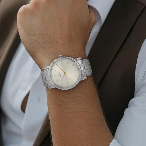 Titan Karishma Analog Multi-Colour Dial