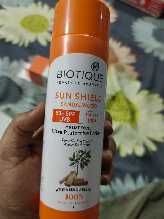 BIOTIQUE Sunscreen - SPF 50+ PA+++ Sun Shield Sandalwood Lotion U - Image 10