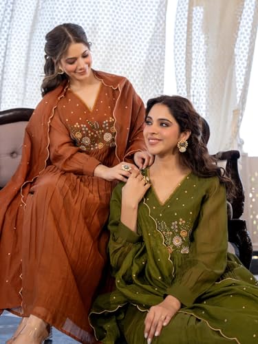 Nermosa Women Embroidery Solid Anarkali