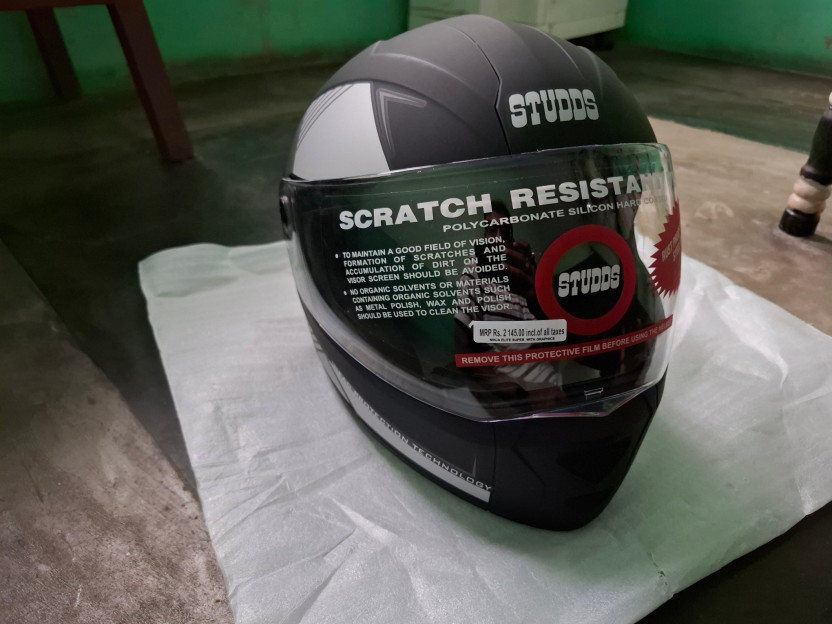 STUDDS Ninja Elite Super D3 Motorbike Helmet (Matt Black N4) - Image 10