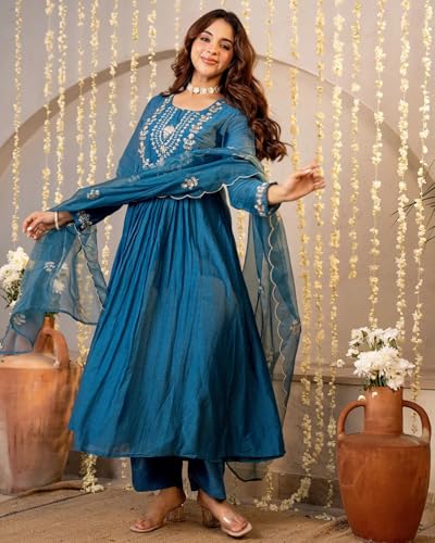 Nermosa Women Embroidery Solid A-Line Kurta and Pant Set with Dupatta - Image 3