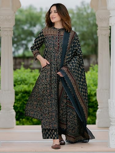 Arayna Women’s Cotton Printed Kurta