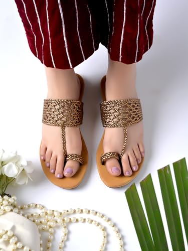 Shoetopia Chic Comfort & Stylish