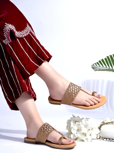 Shoetopia Chic Comfort & Stylish