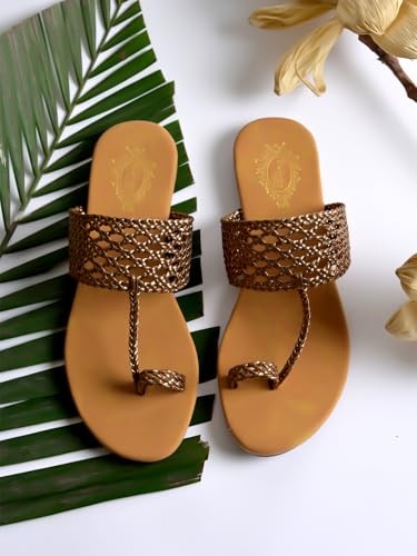 Shoetopia Chic Comfort & Stylish