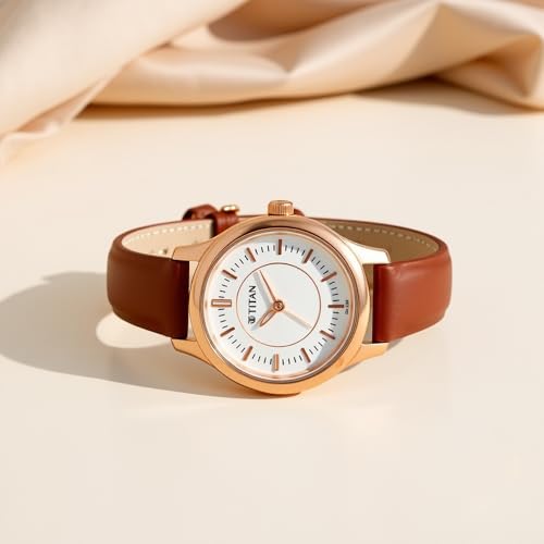 Titan Quartz Analog Silver Dial