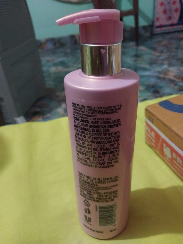 POND's Body Lotion (625 ml) - Image 10
