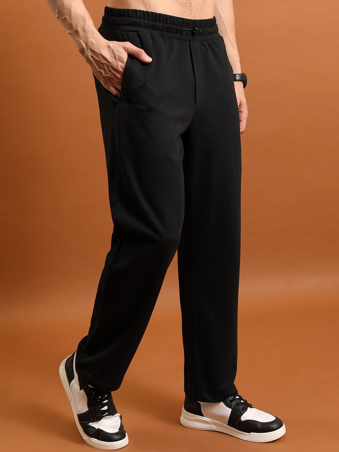 HIGHLANDER Men Relaxed-Fit Mid-Rise Track Pant - Image 2