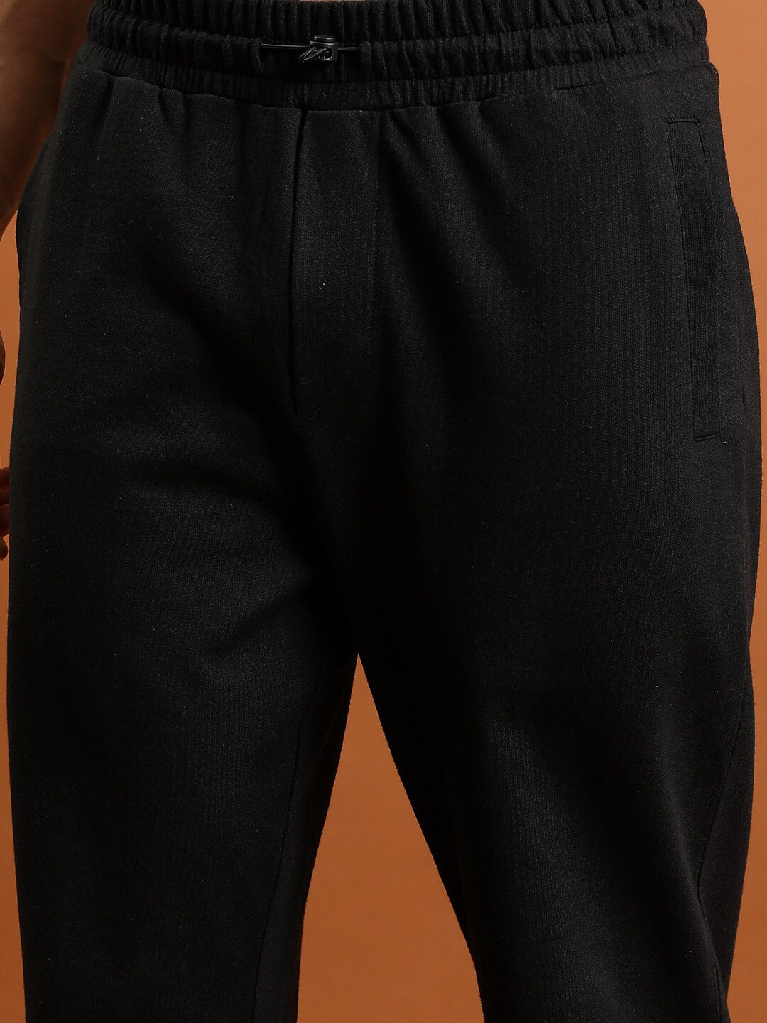 HIGHLANDER Men Relaxed-Fit Mid-Rise Track Pant - Image 6
