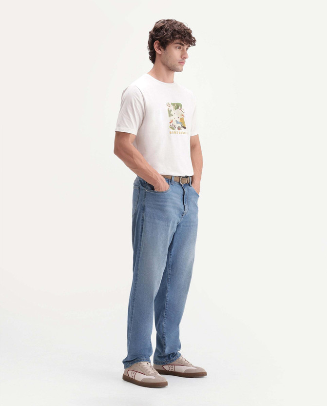 RARE RABBIT Men Relaxed Fit Mid Rise Blue Jeans - Image 4